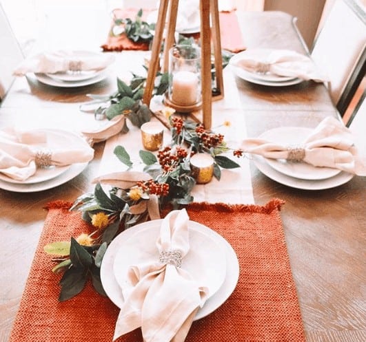 Use cloth napkins as an accent for your holiday table  WildflowersAndWanderlust.com