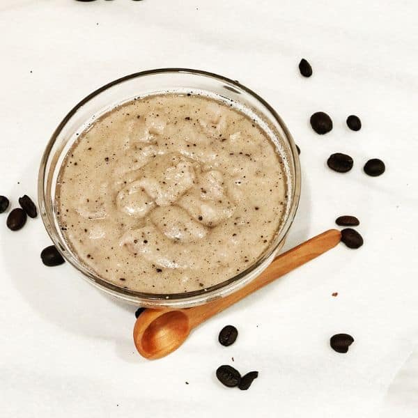 Brown Sugar Body Scrub is a great exfoliator to use on your face | WildflowersAndWanderlust.com