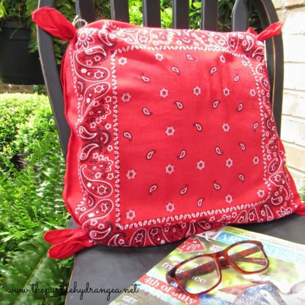 Make a quick and easy bandana cushion by The Purple Hydrangea